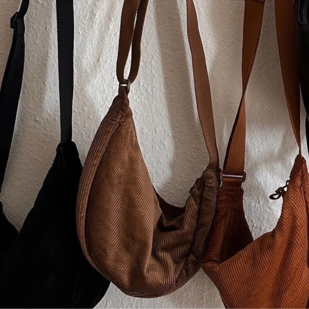 Uniqlo | Bag | Round Mini Shoulder Bag | Dark Brown